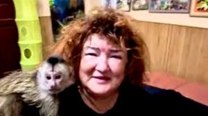 Финя сделал мне прическу, а Анфиса становится БОЙЦОВСКОЙ РЫБКОЙ,прямо КИДАЕТСЯ на меня)))