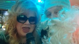 волшебник зажигает с Аллой Пугачевой... в офицерском кафе....