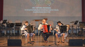 Парад оркестров Господин Великий Новгород 2025, Дуэт-трио ЗАТО Озёрный, рук.А.Хапов