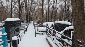 КАЛИТКА ДАЛА ЗНАК… ЭГФ на могиле парня   Кладбище ответило