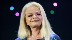 Ларисе Долиной устроили бурную овацию после мюзикла на Таганке