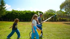 Настя и папа борются с мусором