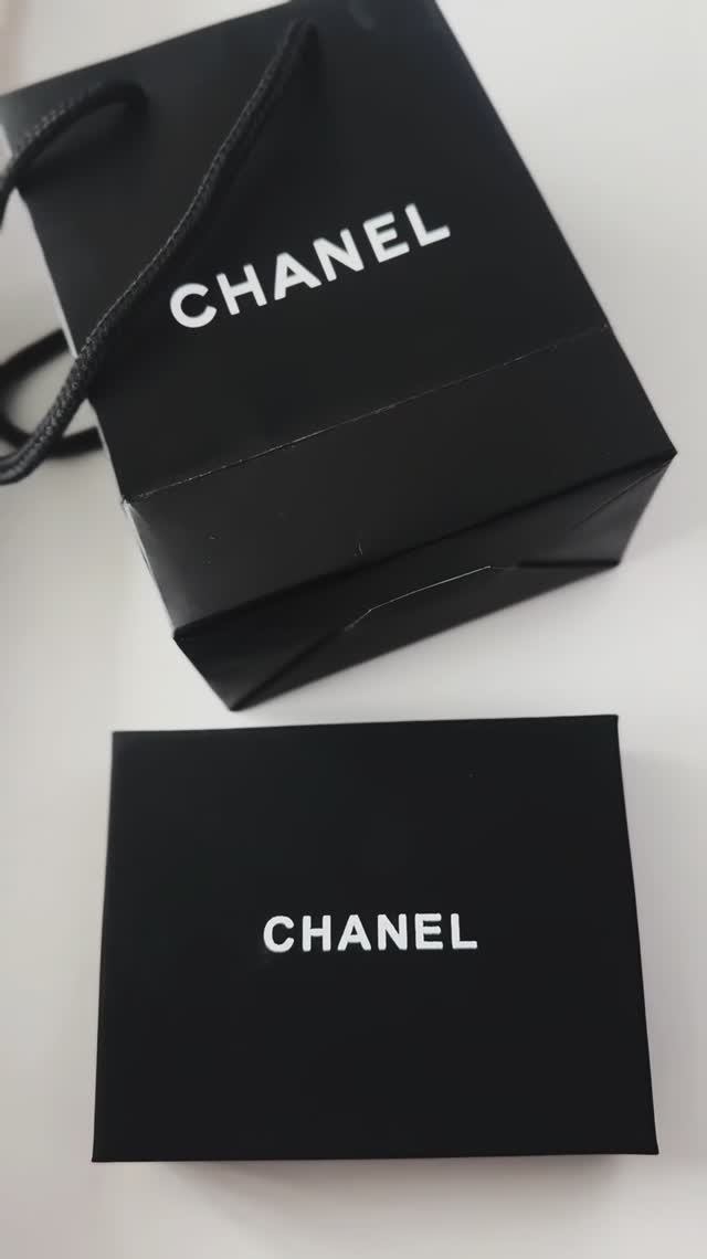 Распаковка бижутерии Chanel #chanel смотреть онлайн
