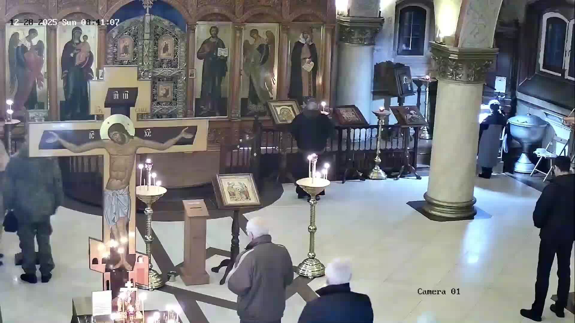 божественная литургия 28.12.2025 святых праотец смотреть онлайн