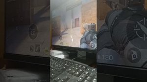 Играю в standoff 2 на трансляции