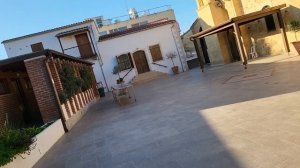 Палантины и платочки - освятила на мощах Киприана и Иустинии и на всех святынях Кипра, где побывала