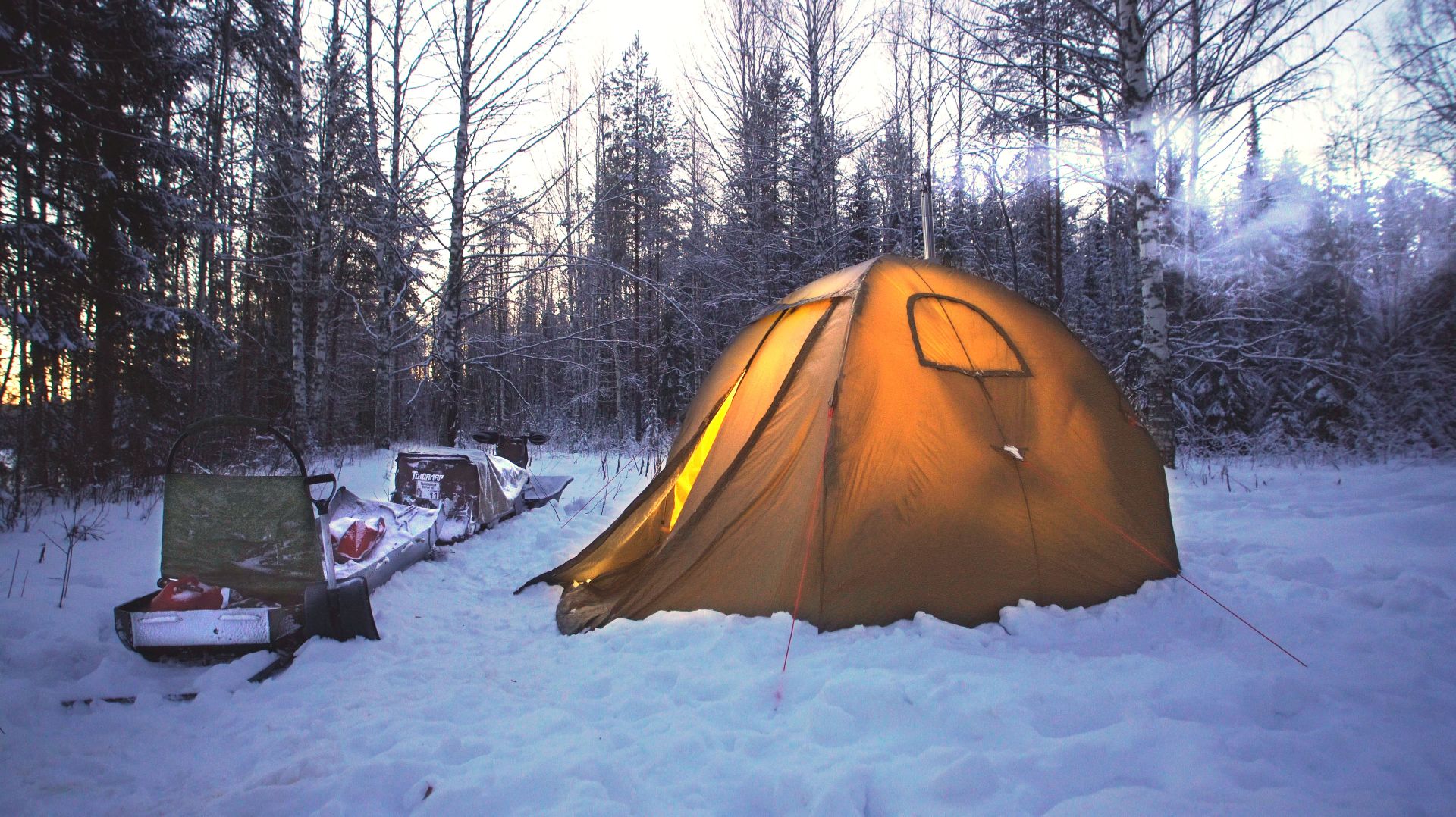 УДАРИЛ МОРОЗ, НОЧУЮ В ПАЛАТКЕ! ОПАСНЫЙ ЛЕД. ТОЛКАЧ ЗАМЕРЗ. 2 ДНЯ НА ТАЕЖНОМ ОЗЕРЕ. смотреть онлайн