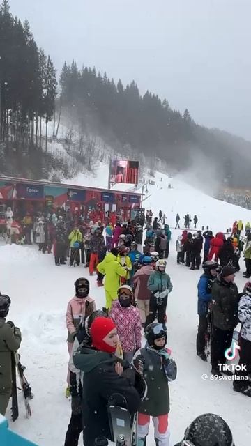 Открытие сезона в Буковеле 2025: очереди, цены и рейды ТЦК