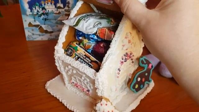 Как белка Чипа нашла домик с подарками смотреть онлайн