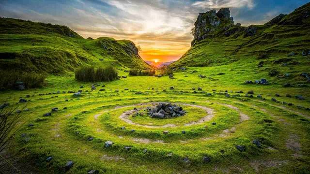 Сура 18 "Аль-Кахф" красивое чтение Корана смотреть онлайн