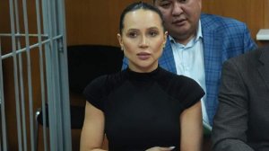 Госпитализированной из-за угрозы выкидыша блогеру Лерчек проведут операцию