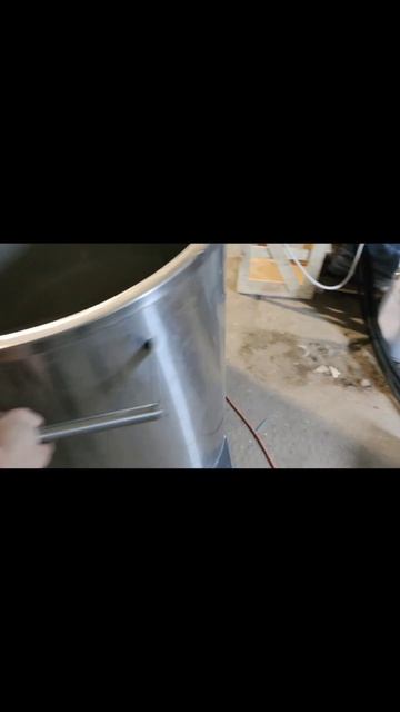 Дежа на 300 литров для ЛКМ