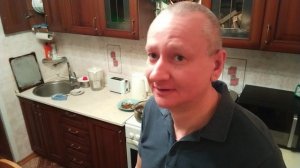 Соседке 91 год. И всё трудится. Молодец.