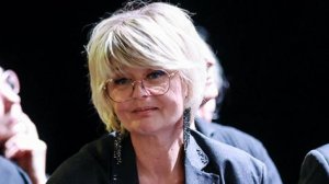 Меньшову сняли на прощании с Алентовой: поведение дочери удивило народ