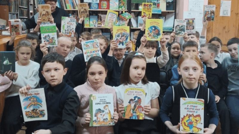 Час литературного портрета «Здесь оживают сказочные сны» смотреть онлайн