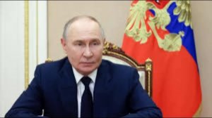 Владимир Путин утвердил наличие крестов на гербе России