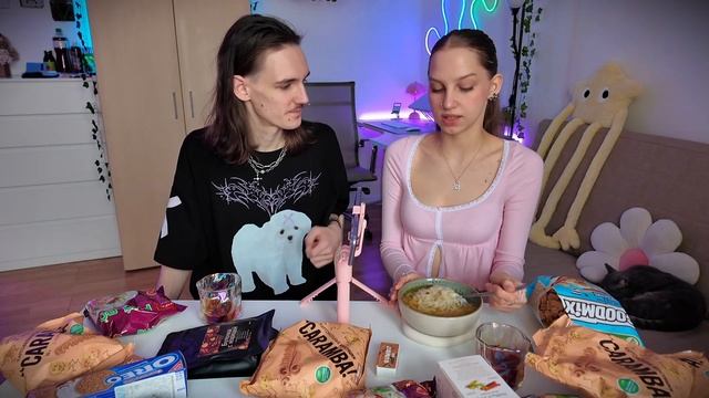 ПРОБУЕМ ЕДУ С КОРИЦЕЙ С ВАЙЛДБЕРРИЗ И ОЗОНА, странные ? смотреть онлайн