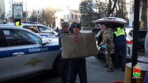 Брянская полиция в преддверии Нового года передала через волонтёров гуманитарный груз бойцам на СВО