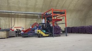 Паллетоукладчик RON-400 укладка мешков с картофелем