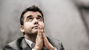 СЕНСАЦИЯ ЧЕМПИОНАТ МИРА ПО БЛИЦУ 2025 ГОД НЕПО ЧУТЬ НЕ ПРОИГРАЛ В 1 ХОД