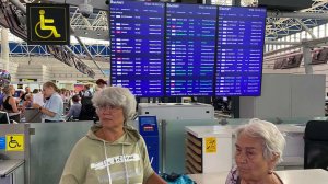 12 рейсов задержали в аэропорту Сочи из-за непогоды