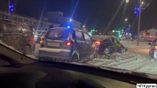 Массовая авария произошла на улице Дзержинского. смотреть онлайн