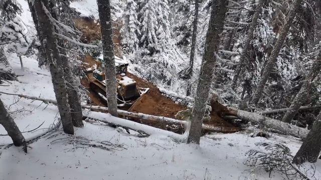 Бульдозер CAT D7 — Зимняя работа, Часть 1. смотреть онлайн