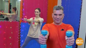 Разминка с гантелями для бодрости и выносливости. Доброе утро. Фрагмент выпуска от 29.12.2025