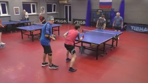 I ф. Абрамов/Иванов (931) - Халаджиев/Ревука (834) 18.12 Парный турнир по настольному теннису СПб