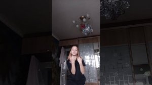 танцую под песню проклятье русалки 🧜