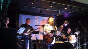 Концерт джаз-группы Artikul21, живой звук, выступление в клубе, классический и современный джаз