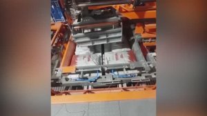 Укладка мешков с мукой на RON-1200