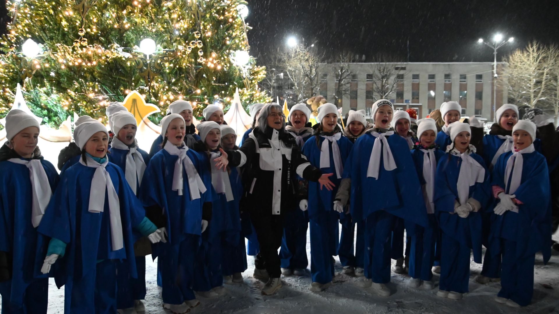 Ансамбль «Вдохновение» поздравляет с Новым 2026-м годом! смотреть онлайн