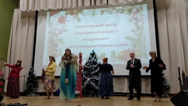 "Зима".Танцуют все!!!😄😃🌲🎉 смотреть онлайн