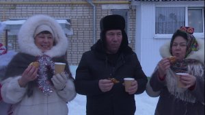 В дружном дворе по улице Ленинградская ели блины, приготовленные на открытом огне