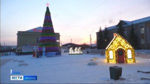 Яркий праздник. Энергетики украсили города Прибайкалья нарядными елками и светящимися скульптурами