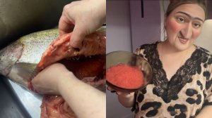 КАКОЙ НОВЫЙ ГОД БЕЗ ИКРЫ?! СОЛЮ ИКРУ ФОРЕЛИ НАМУЧИЛАСЬ 😂