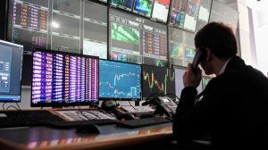 Индекс Мосбиржи вырос до 2800 пунктов впервые с 18 сентября