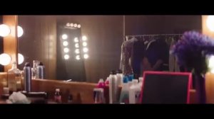 Nessa Barrett - la di die.