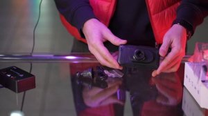 Держатель телефона с беспроводной зарядкой и функцией горизонтального поворота F19