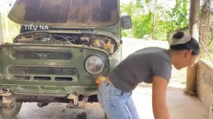 Вьетнам Внешний вид восстановленного салона автомобиля УАЗ 3151 1989 г. restored interior of a  car.