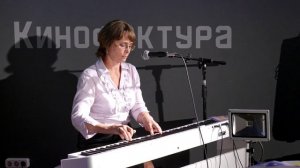 "Тебя узнаю по шагам" Слова и музыка П. Зыковой - В. Никитину