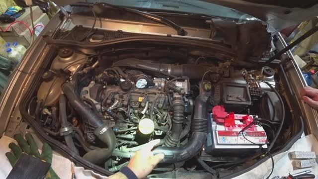 Замена Свечей накала на Рено Дастер Дизель смотреть онлайн