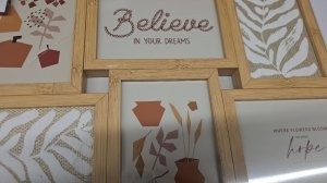 В Чижике праздничное столпотворение! Завоз новогодних новинок. Есть всё! Пледы с оленями, шапки и др