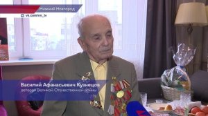 «Волонтёры Победы» поздравляют участников Великой Отечественной войны и дарят подарки