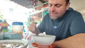 Самое известное вьетнамское блюдо на завтрак