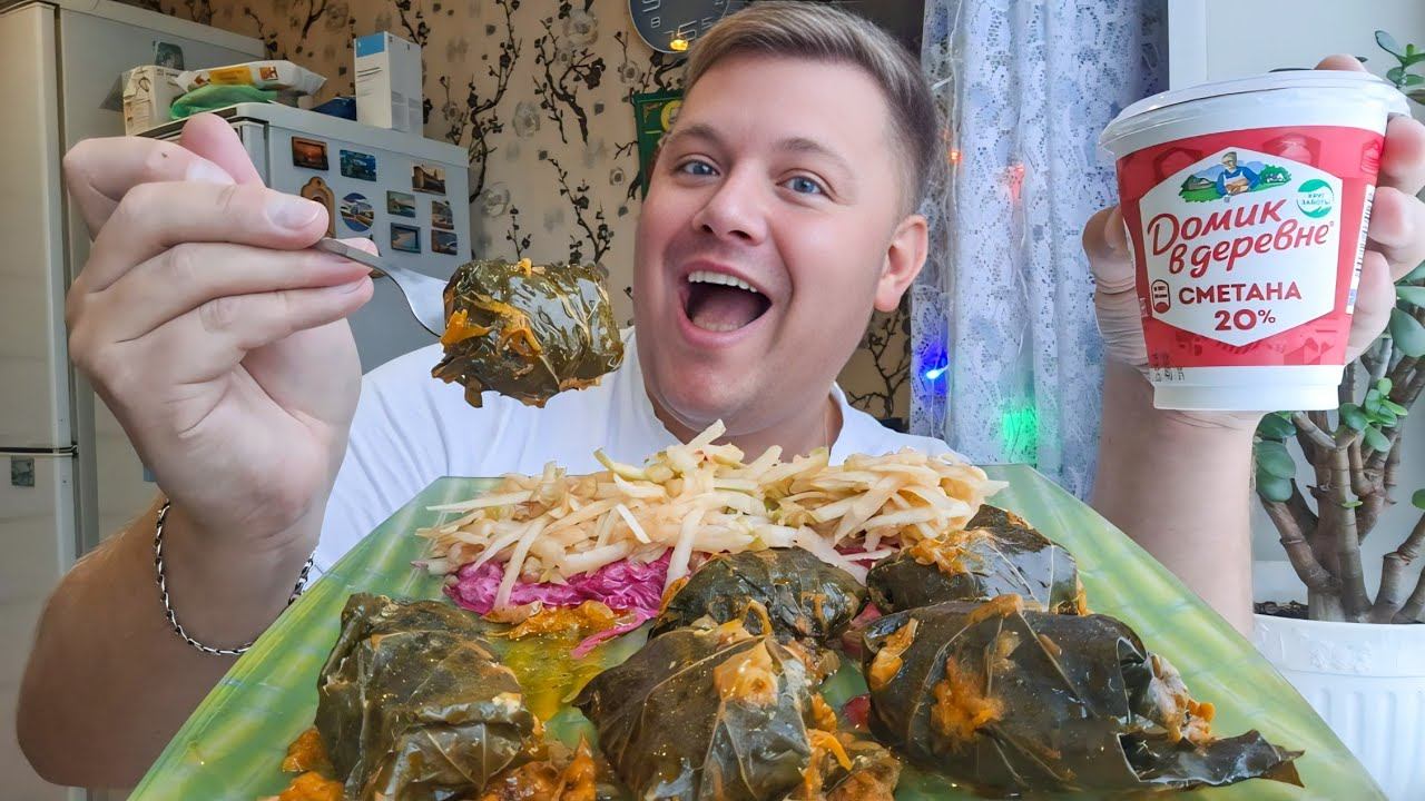 МУКБАНГ КУШАЕМ ВМЕСТЕ ДОЛМУ И САЛАТ СВЕКЛА С ЯБЛОКОМ смотреть онлайн