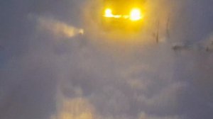 Газ 66 по снегу в тёмное время суток