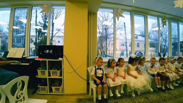 2025.12.23. "Возле ёлочки сегодня". Группа "Ивушка".