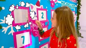 Настя и Ева устроили новогодний челлендж красный VS золотой [get.gt]